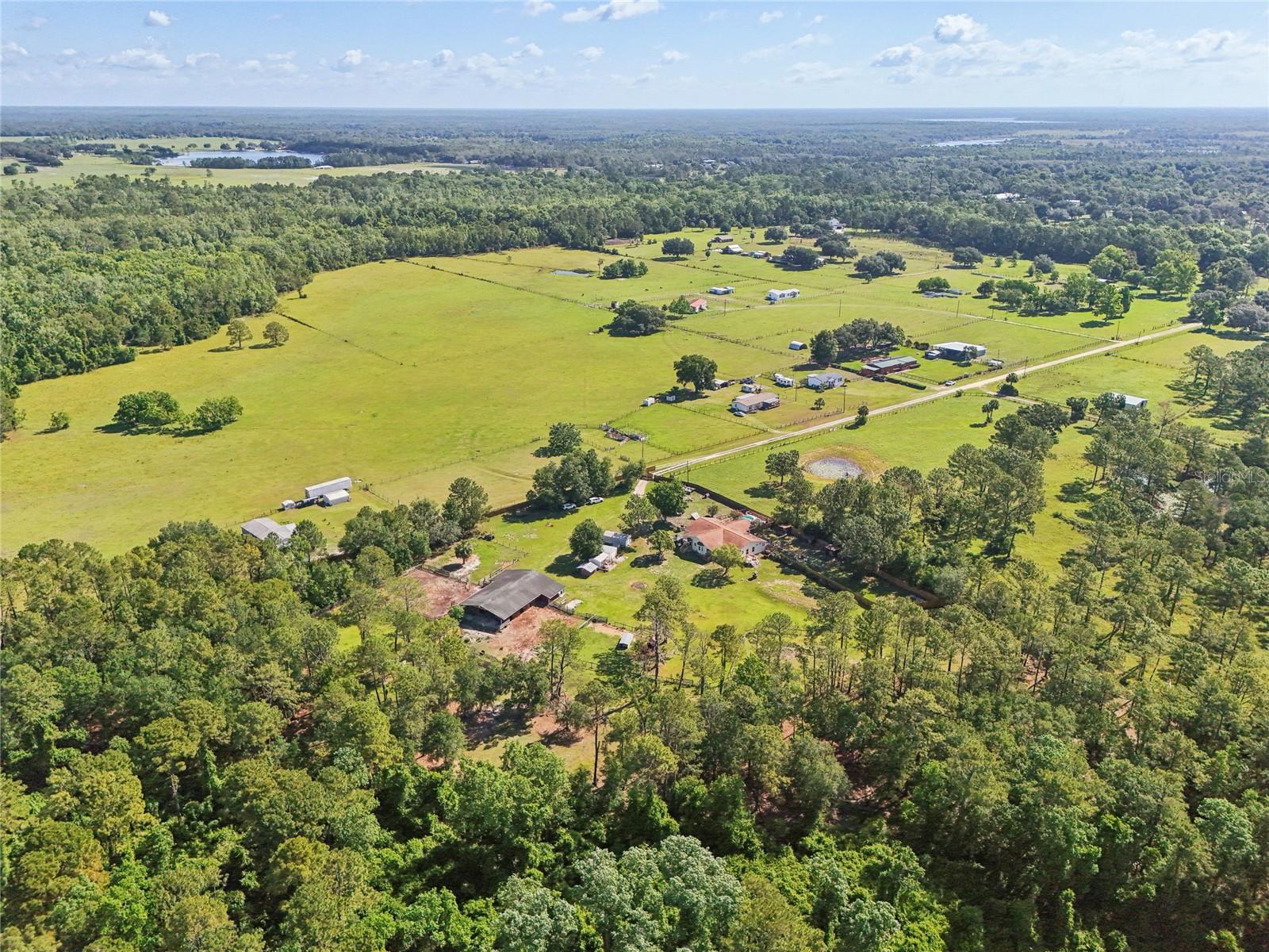 21320 PARADISE WAY, EUSTIS, FL, 32736