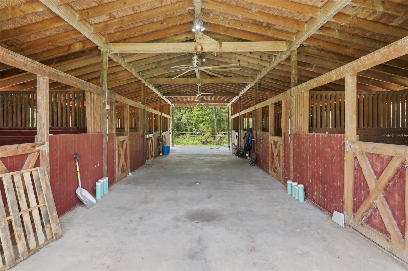 21320 PARADISE WAY, EUSTIS, FL, 32736