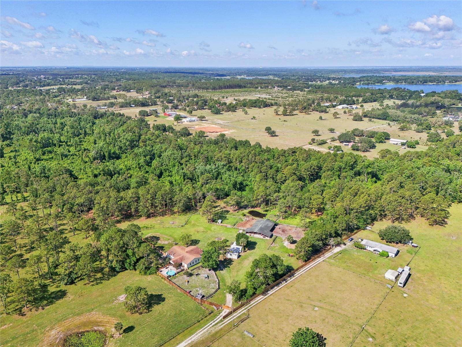 21320 PARADISE WAY, EUSTIS, FL, 32736