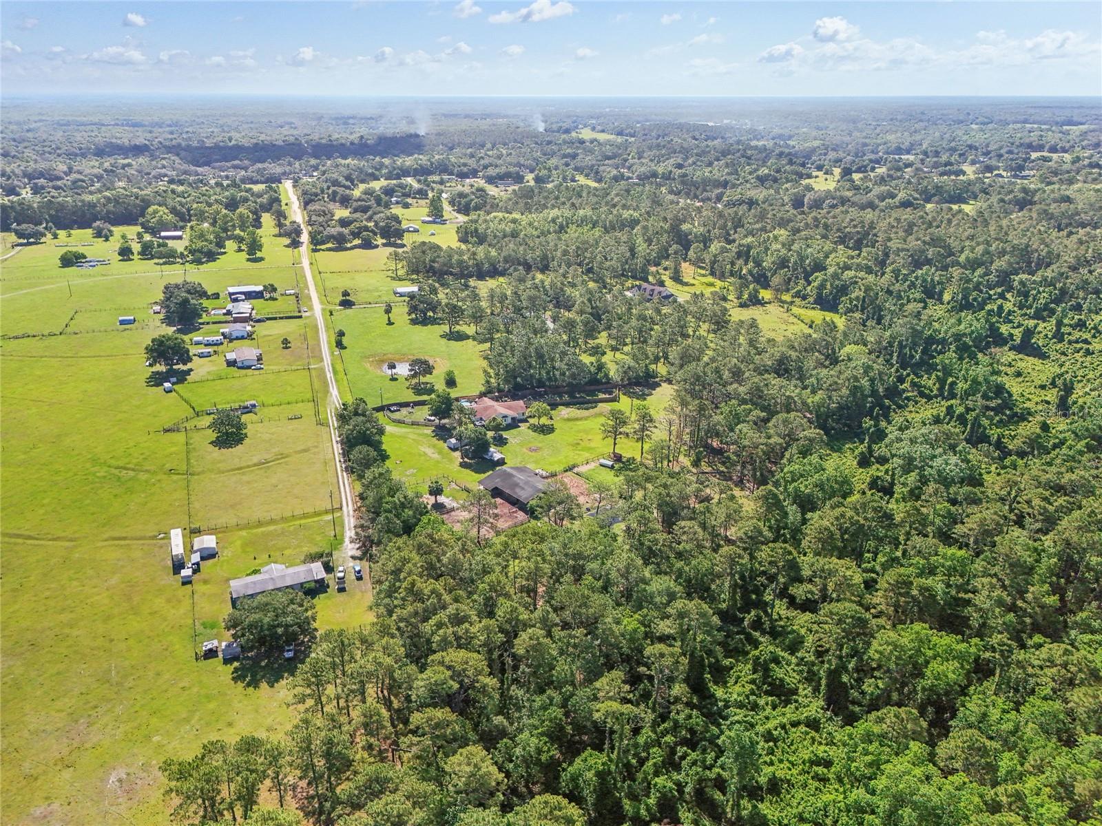 21320 PARADISE WAY, EUSTIS, FL, 32736