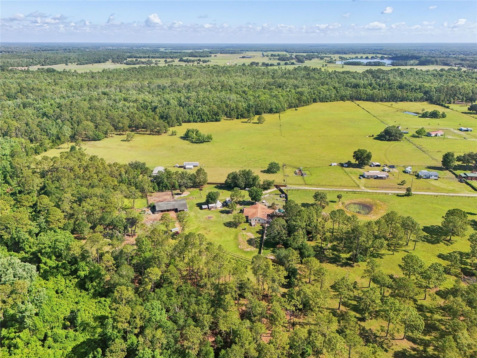 21320 PARADISE WAY, EUSTIS, FL, 32736