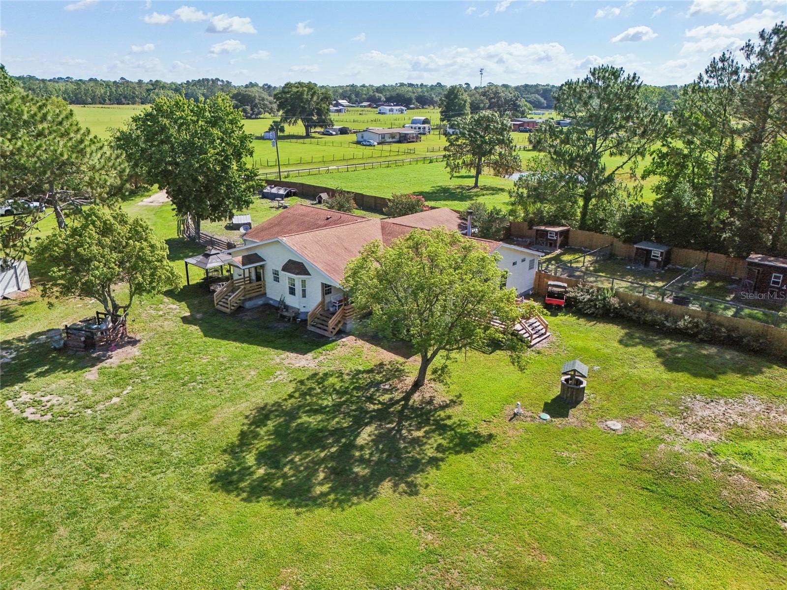 21320 PARADISE WAY, EUSTIS, FL, 32736