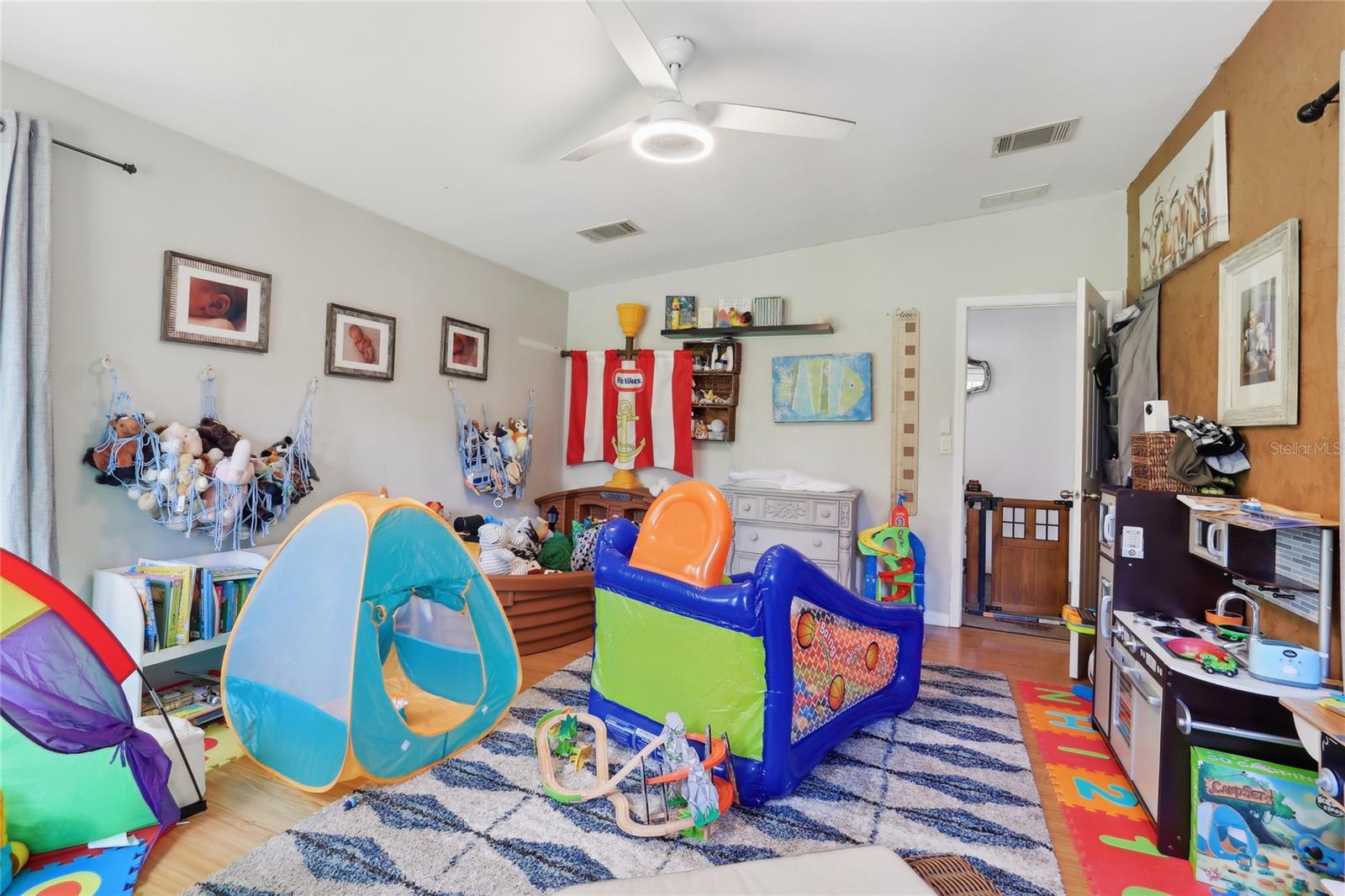 21320 PARADISE WAY, EUSTIS, FL, 32736