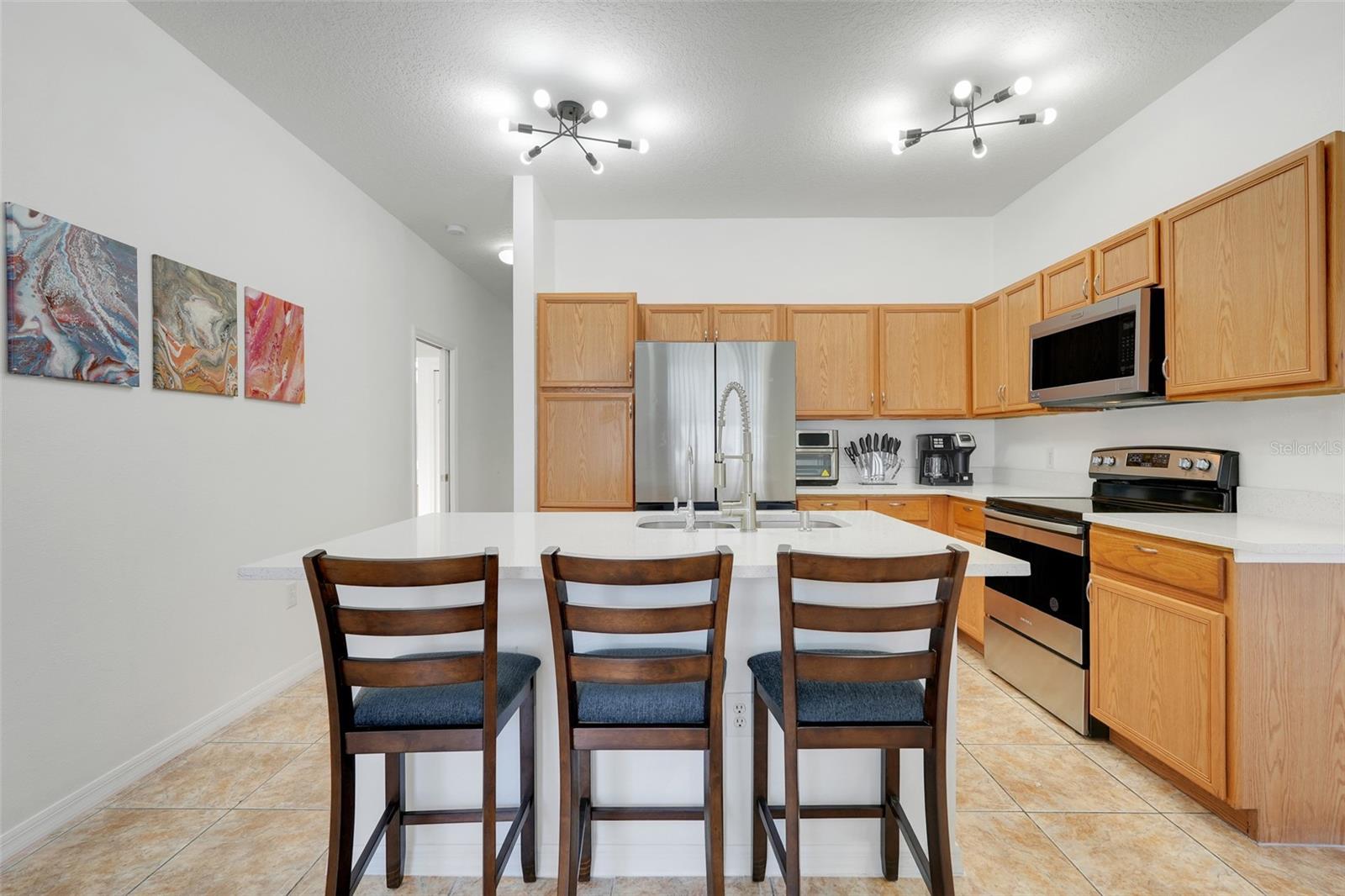 560 VICEROY CT, KISSIMMEE, FL, 34758