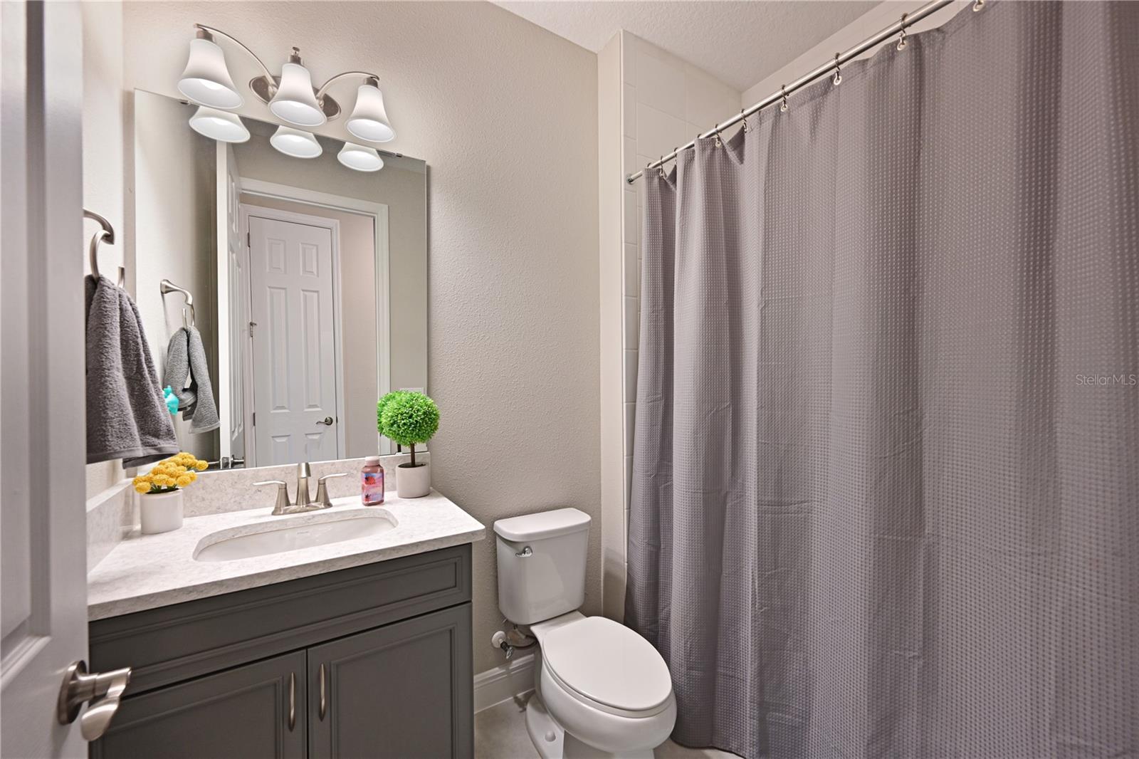 8916 ISABELLA CIR, PARRISH, FL, 34219