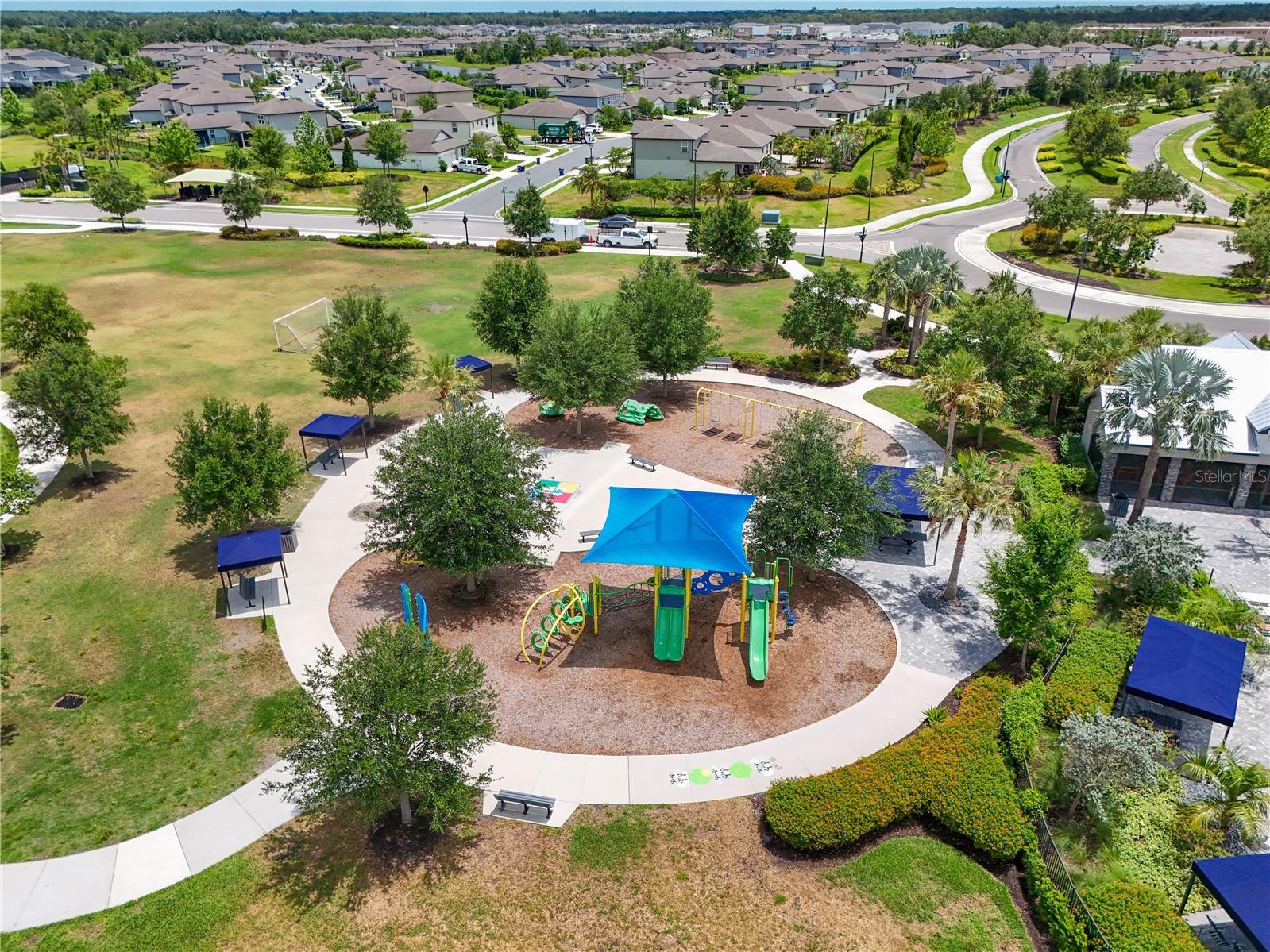 8916 ISABELLA CIR, PARRISH, FL, 34219