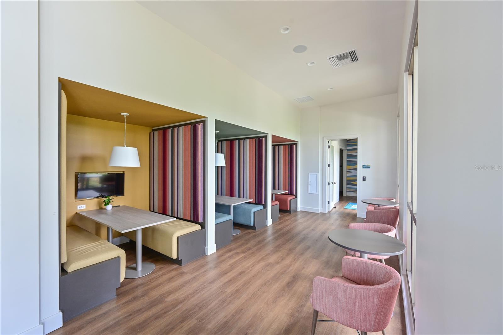 8916 ISABELLA CIR, PARRISH, FL, 34219