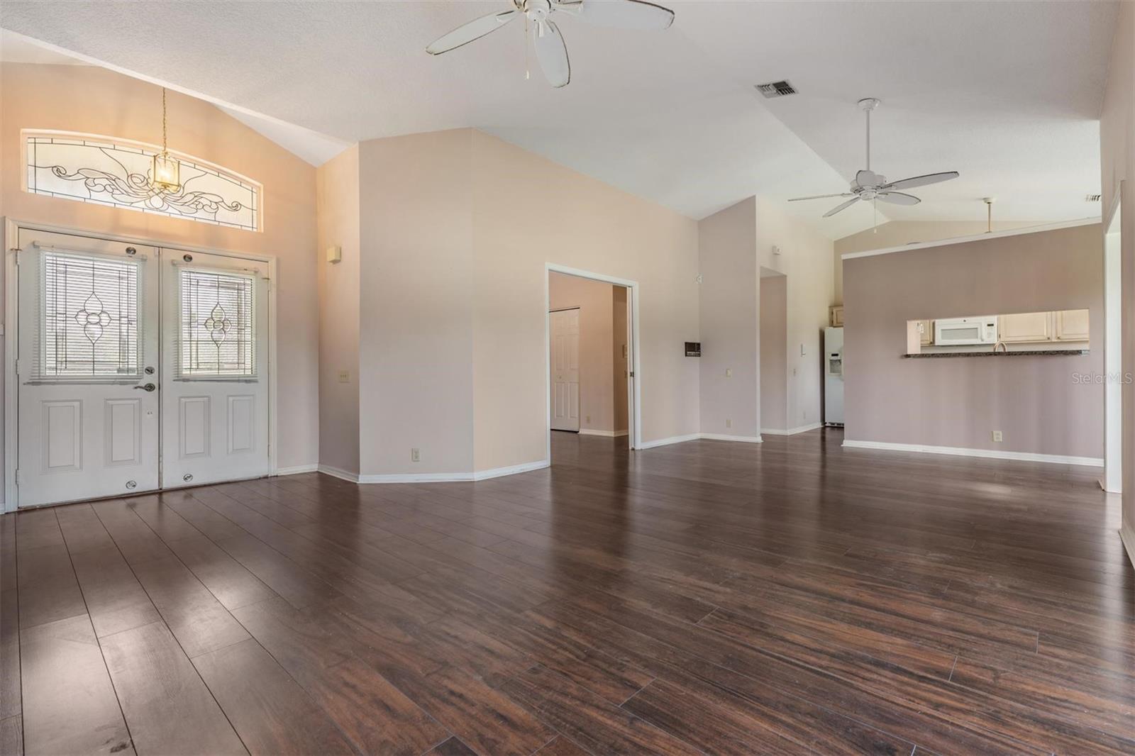 Living Rm/Dinning Rm