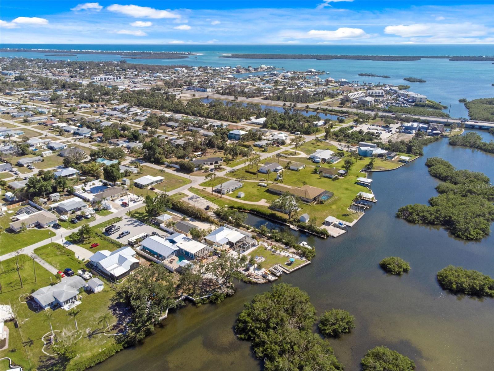 2060 OYSTER CREEK DR, ENGLEWOOD, FL, 34224