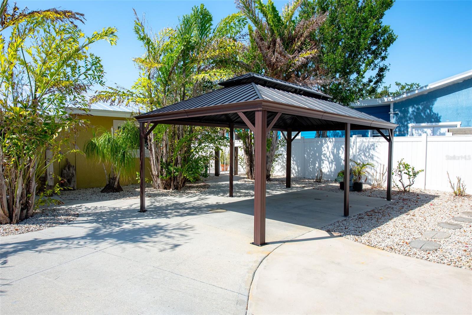 2060 OYSTER CREEK DR, ENGLEWOOD, FL, 34224