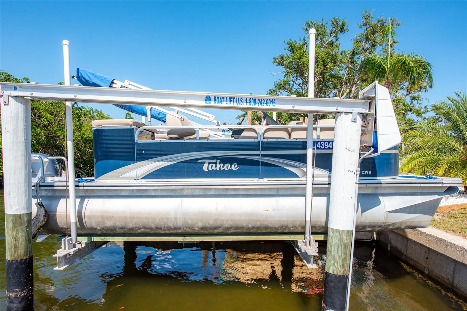 2060 OYSTER CREEK DR, ENGLEWOOD, FL, 34224