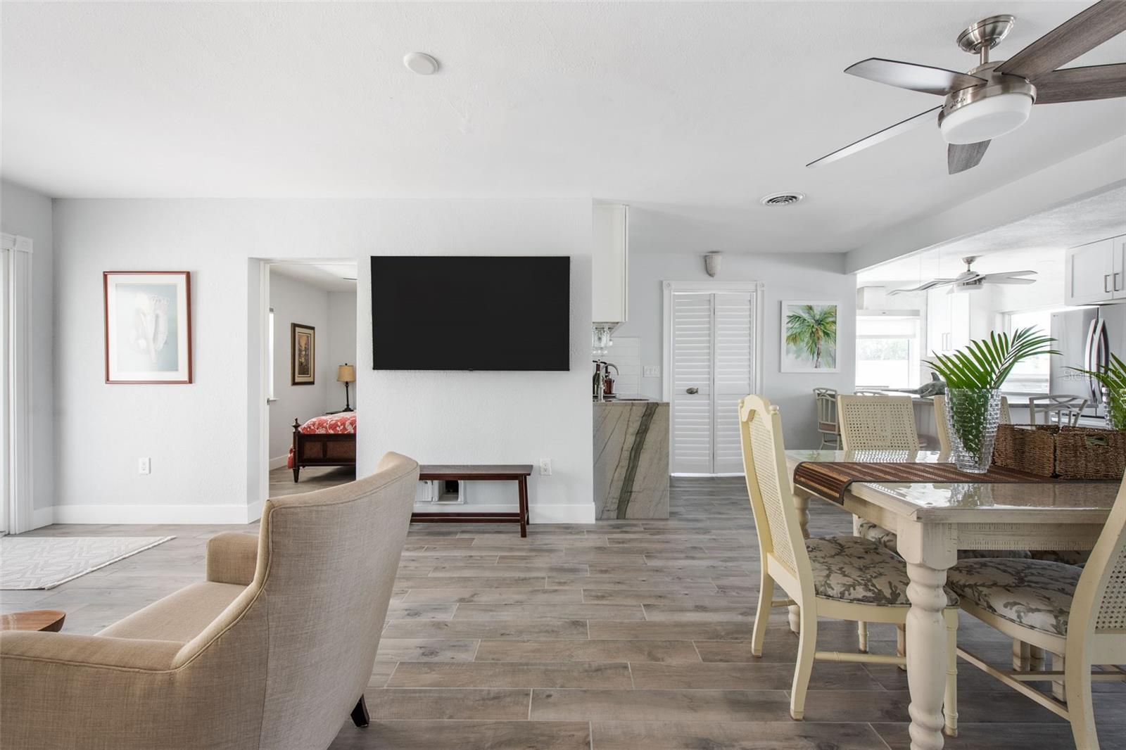 2060 OYSTER CREEK DR, ENGLEWOOD, FL, 34224