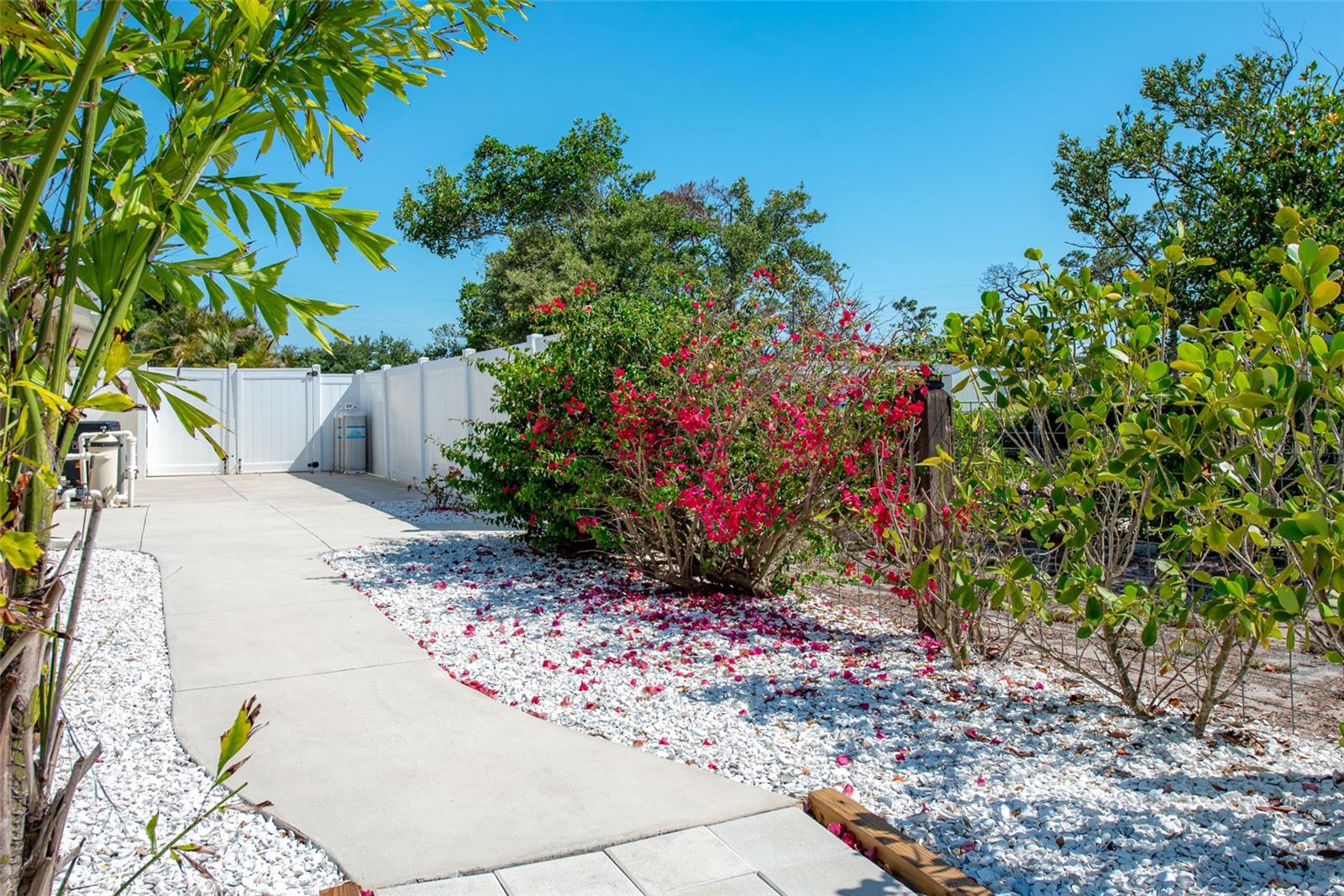 2060 OYSTER CREEK DR, ENGLEWOOD, FL, 34224