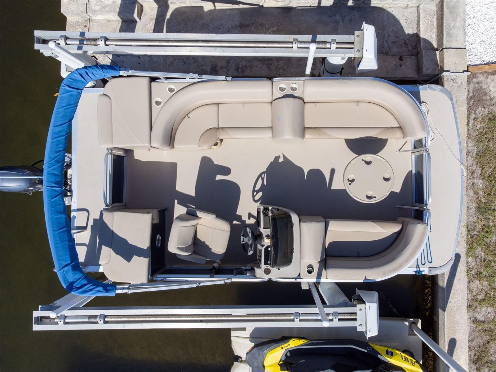 2060 OYSTER CREEK DR, ENGLEWOOD, FL, 34224