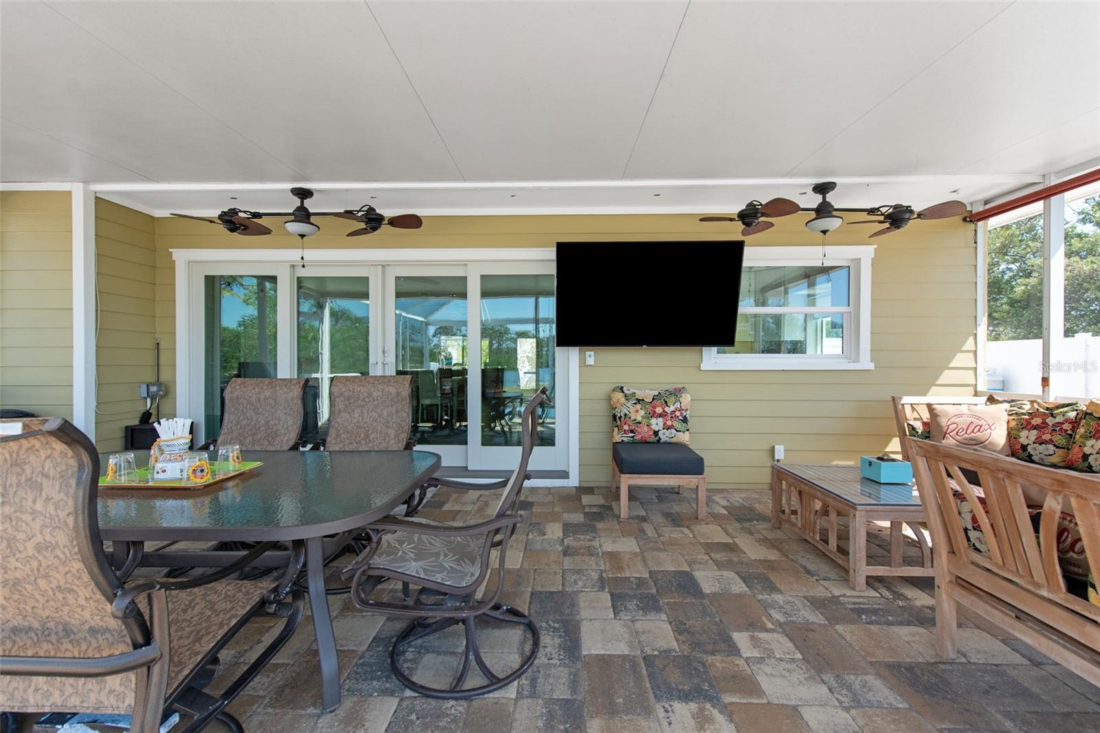 2060 OYSTER CREEK DR, ENGLEWOOD, FL, 34224