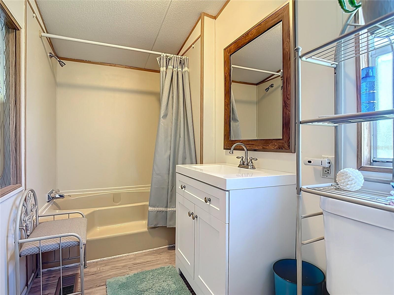 490 ARNOLD RD, KENANSVILLE, FL, 34739