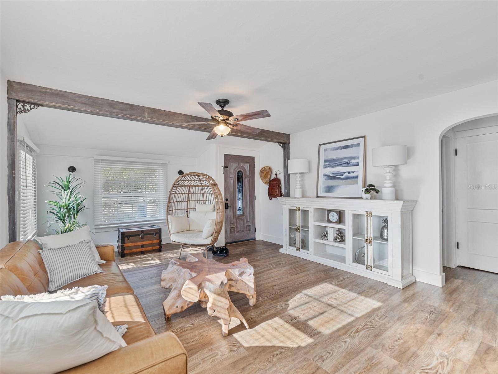 3305 10TH AVE N, ST PETERSBURG, FL, 33713