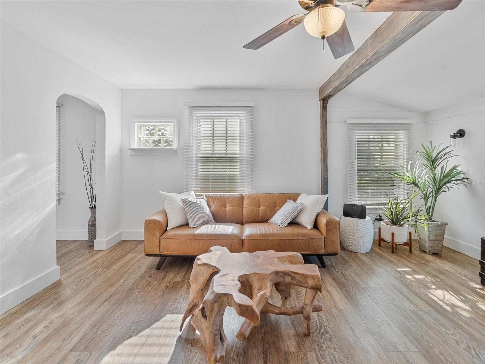 3305 10TH AVE N, ST PETERSBURG, FL, 33713