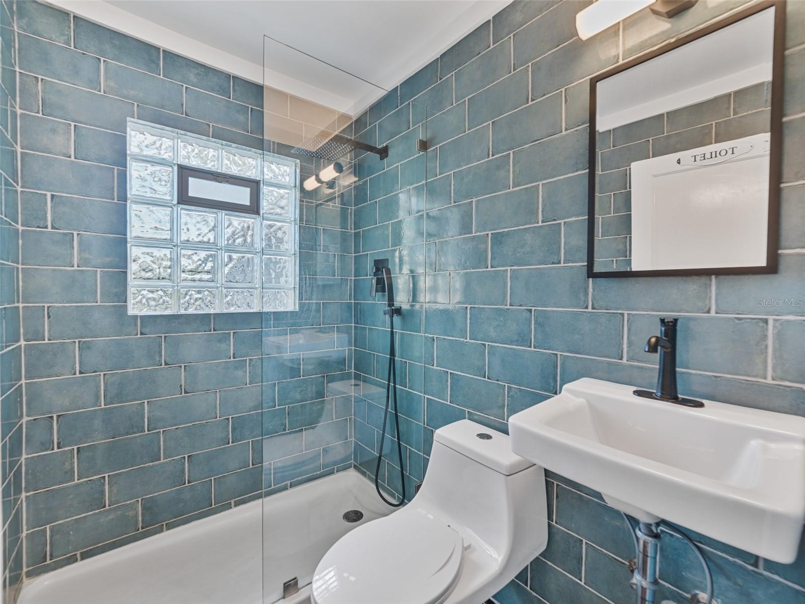 3305 10TH AVE N, ST PETERSBURG, FL, 33713