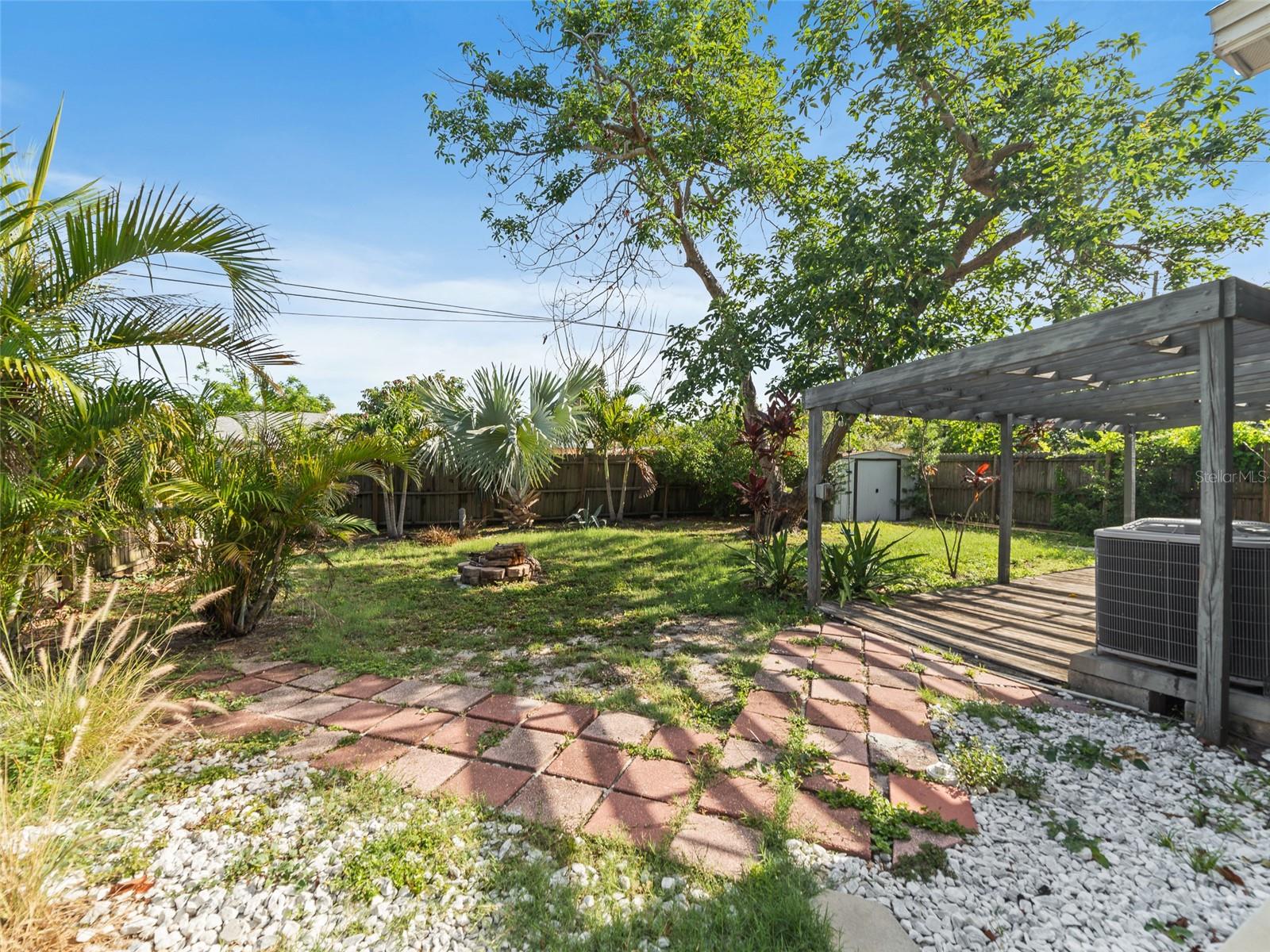 3305 10TH AVE N, ST PETERSBURG, FL, 33713