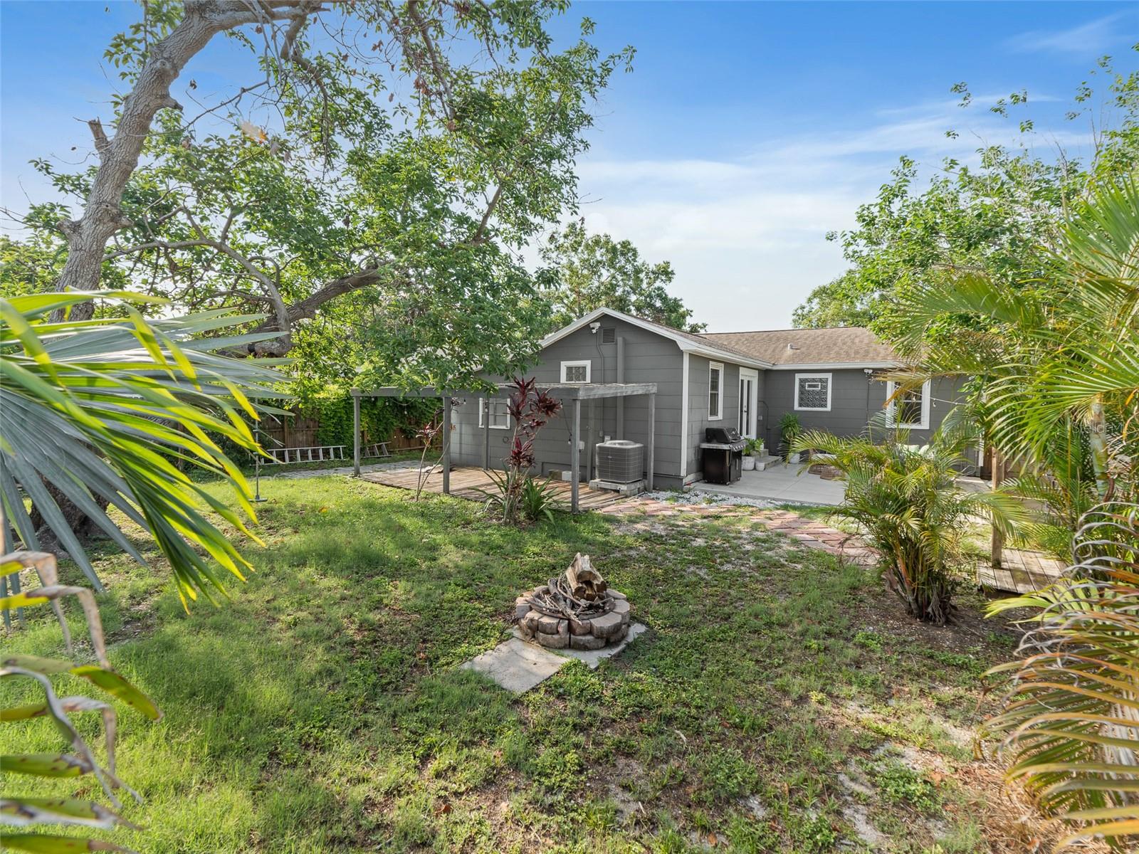 3305 10TH AVE N, ST PETERSBURG, FL, 33713