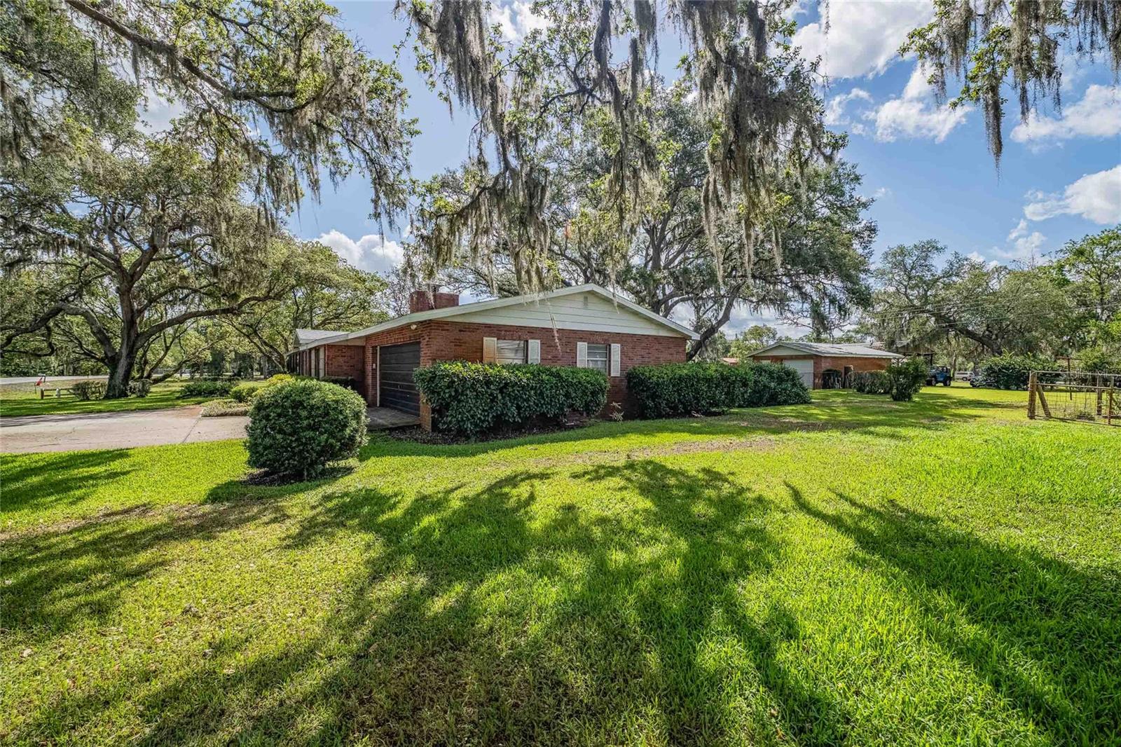 1317 OLD POLK CITY RD, LAKELAND, FL, 33809