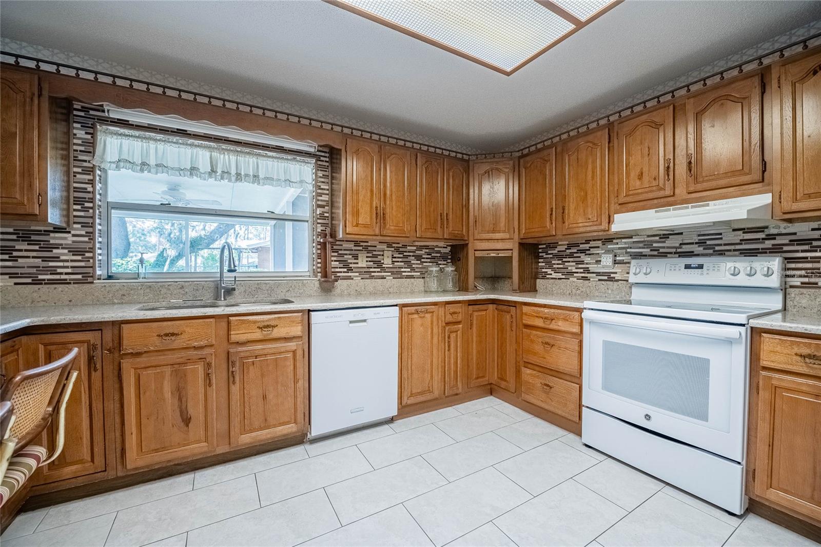 1317 OLD POLK CITY RD, LAKELAND, FL, 33809