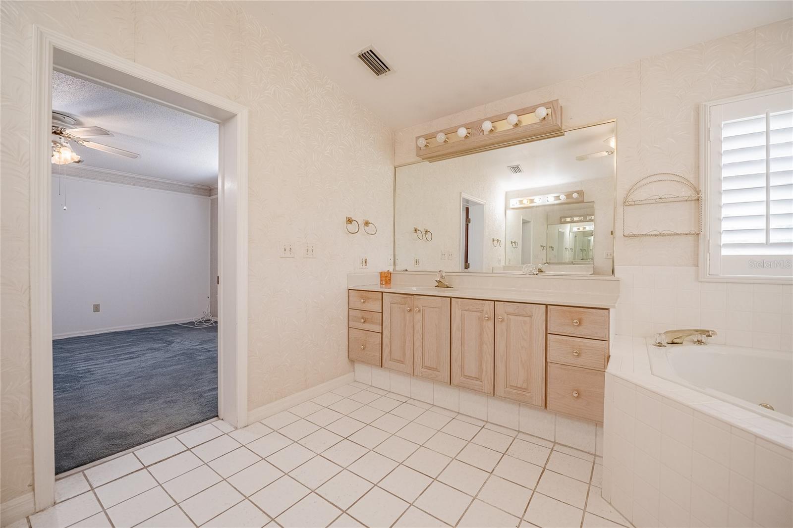 1317 OLD POLK CITY RD, LAKELAND, FL, 33809