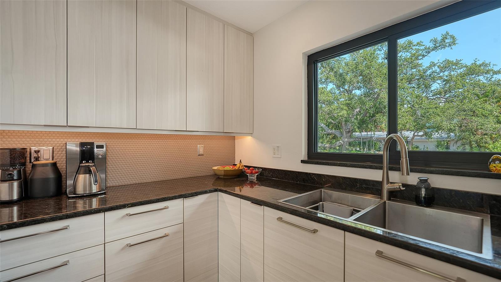 2516 GOLDENROD ST, SARASOTA, FL, 34239