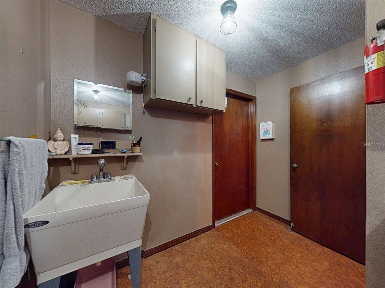 108 DEE ST, NEW SMYRNA BEACH, FL, 32168