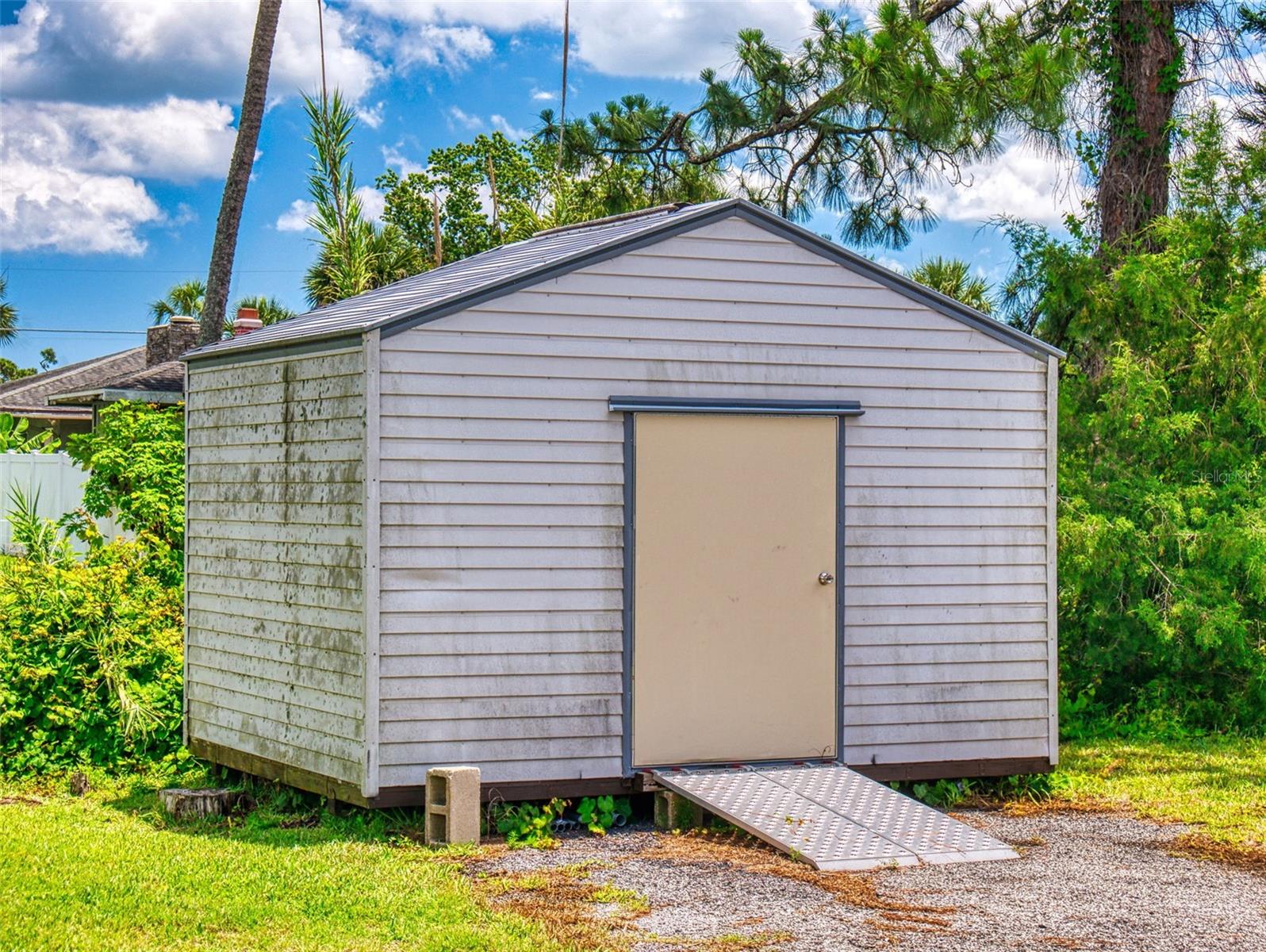 108 DEE ST, NEW SMYRNA BEACH, FL, 32168