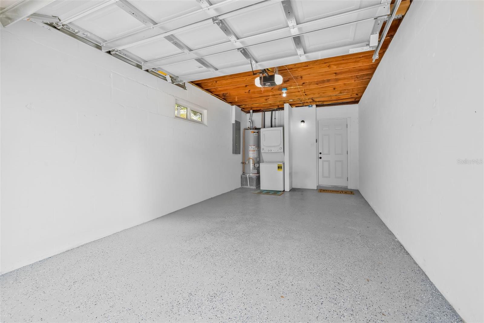 2858 STATE ROAD 590, CLEARWATER, FL, 33759