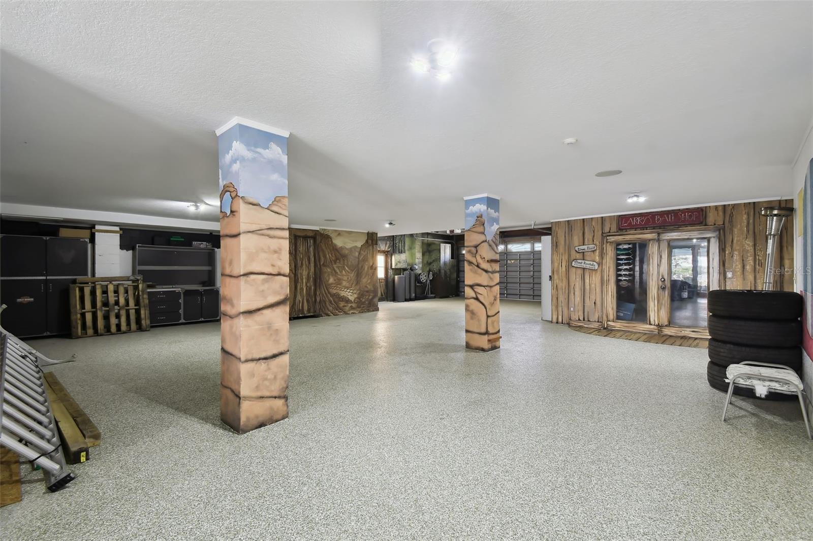 W7875577 Property Photo