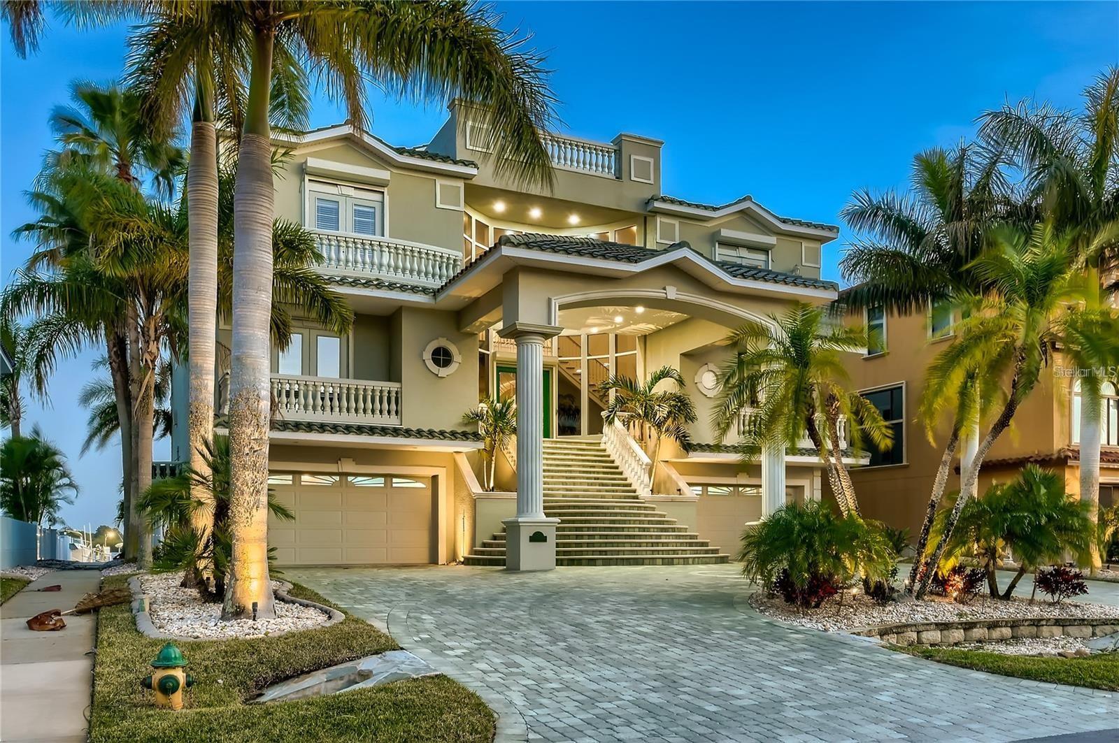 W7875577 Property Photo