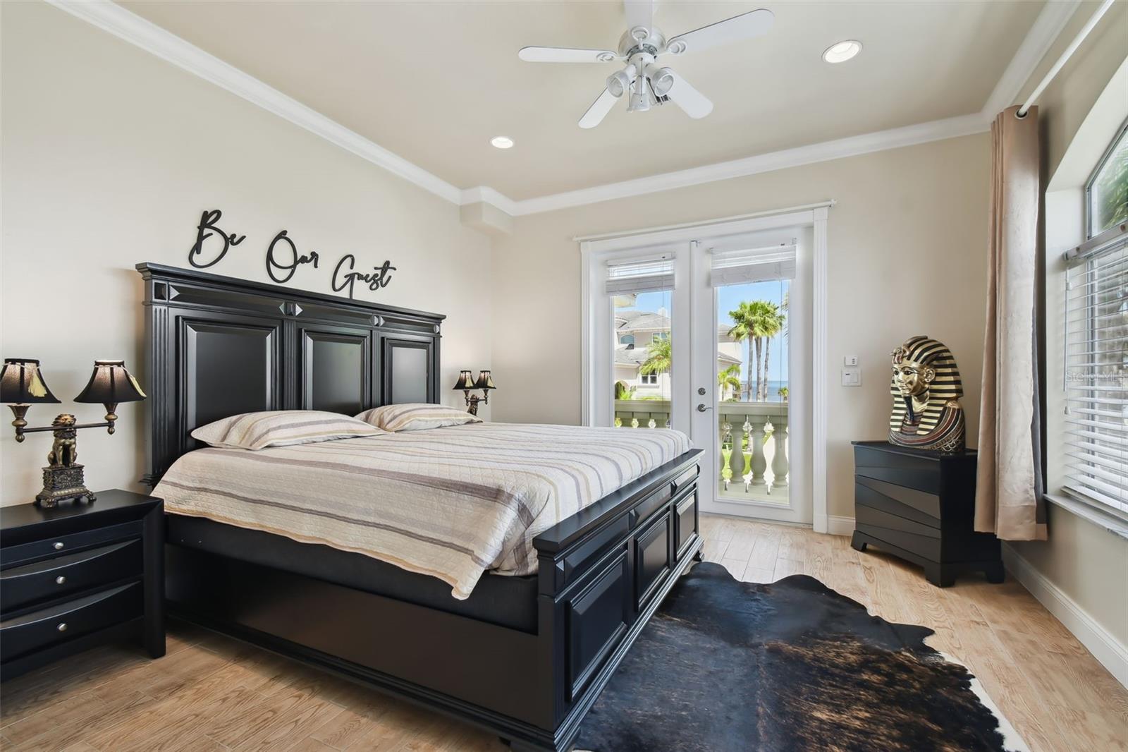 W7875577 Property Photo