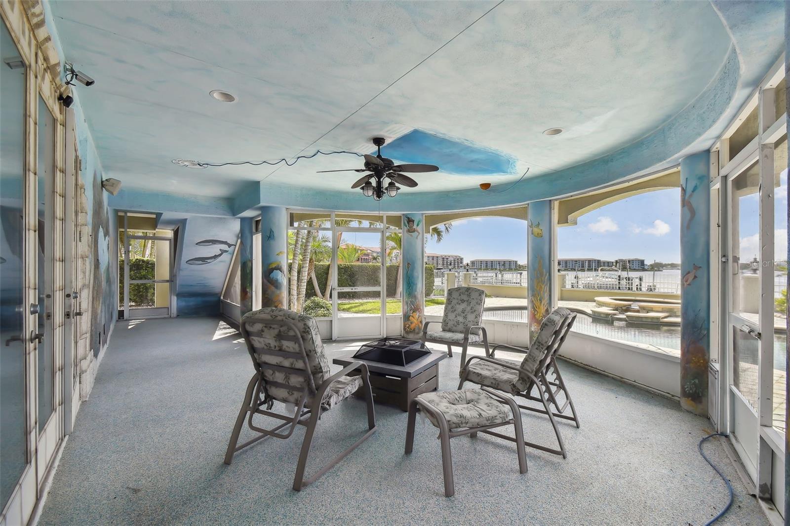 W7875577 Property Photo