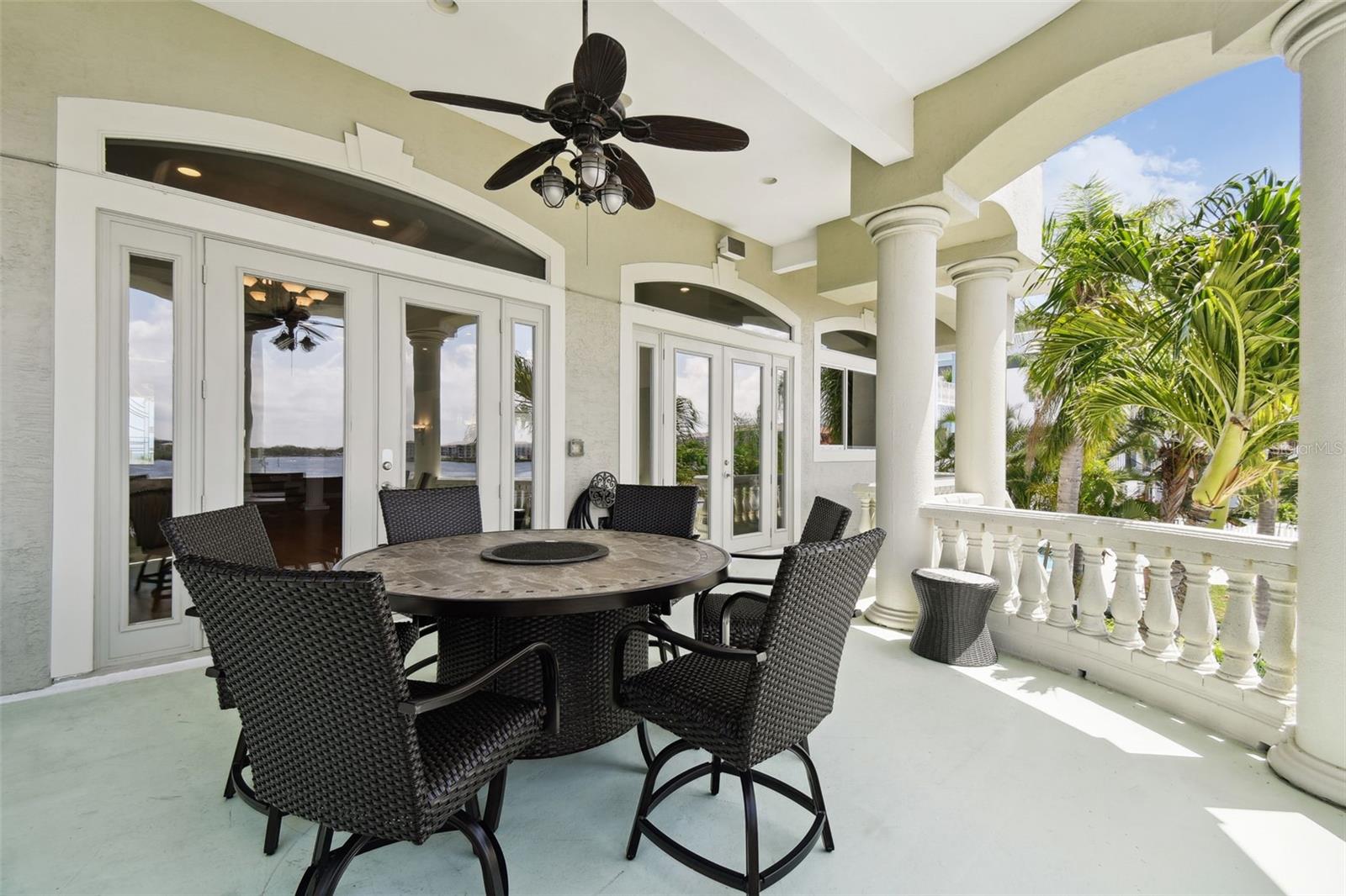 W7875577 Property Photo