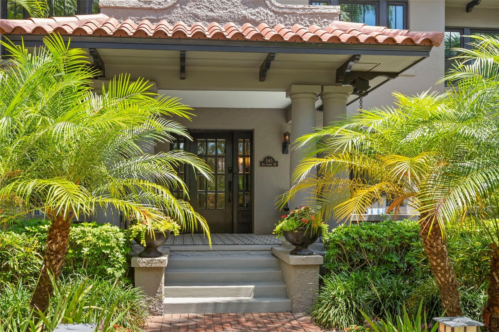 345 8TH AVE NE, ST PETERSBURG, FL, 33701