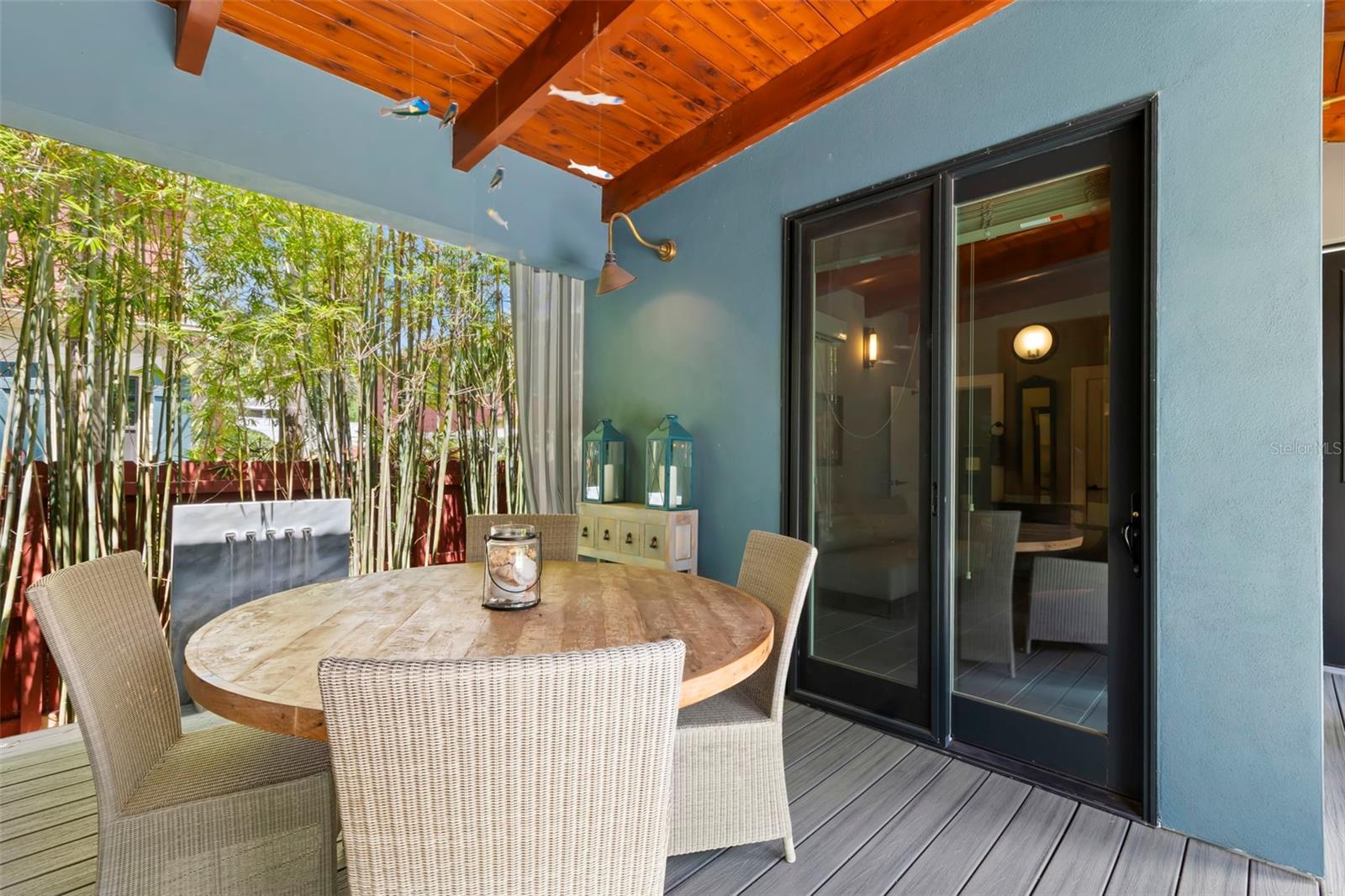 345 8TH AVE NE, ST PETERSBURG, FL, 33701