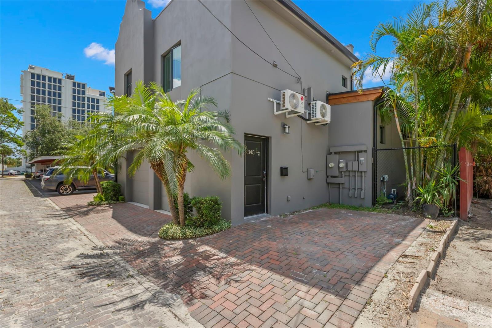 345 8TH AVE NE, ST PETERSBURG, FL, 33701