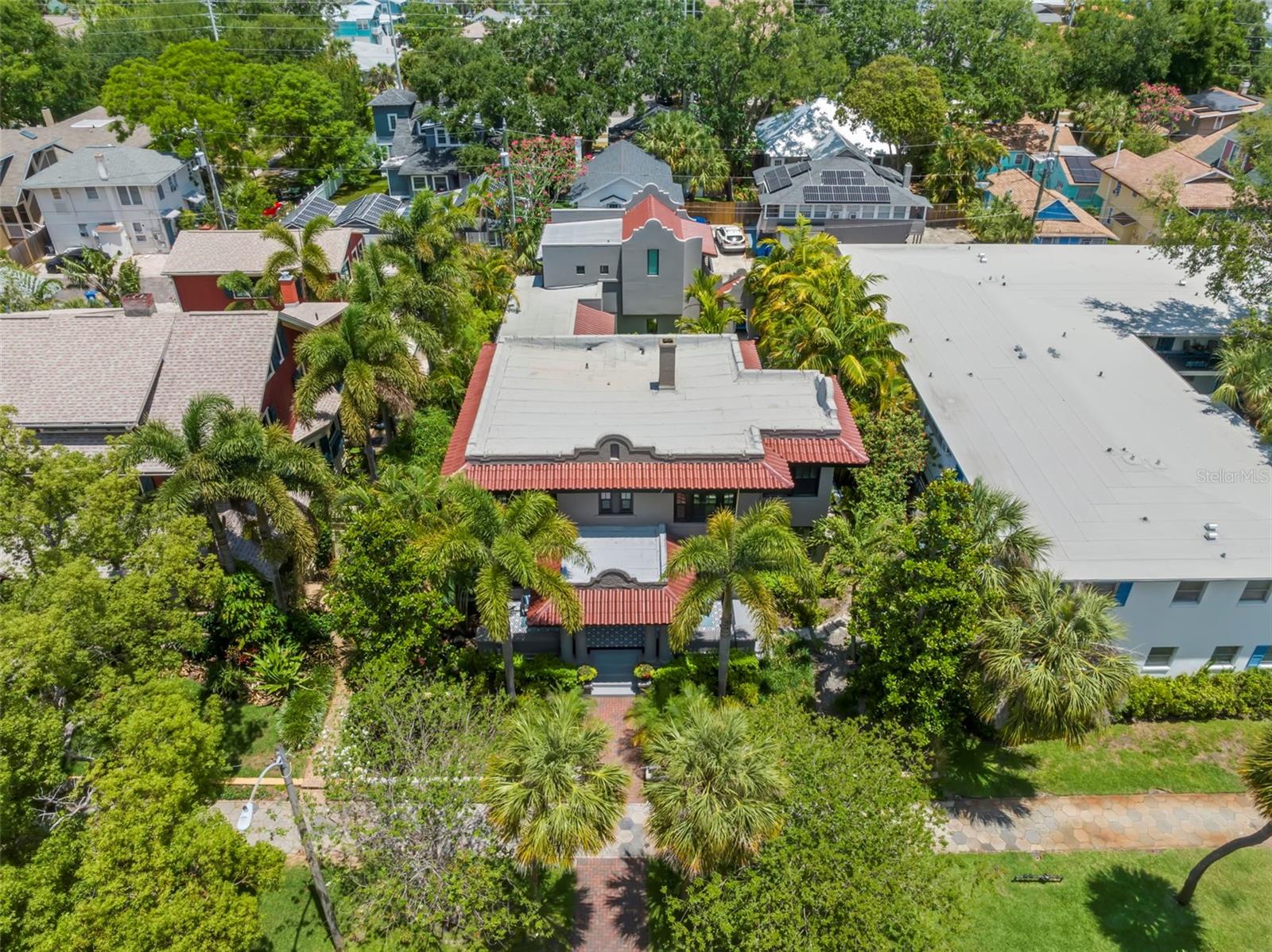 345 8TH AVE NE, ST PETERSBURG, FL, 33701