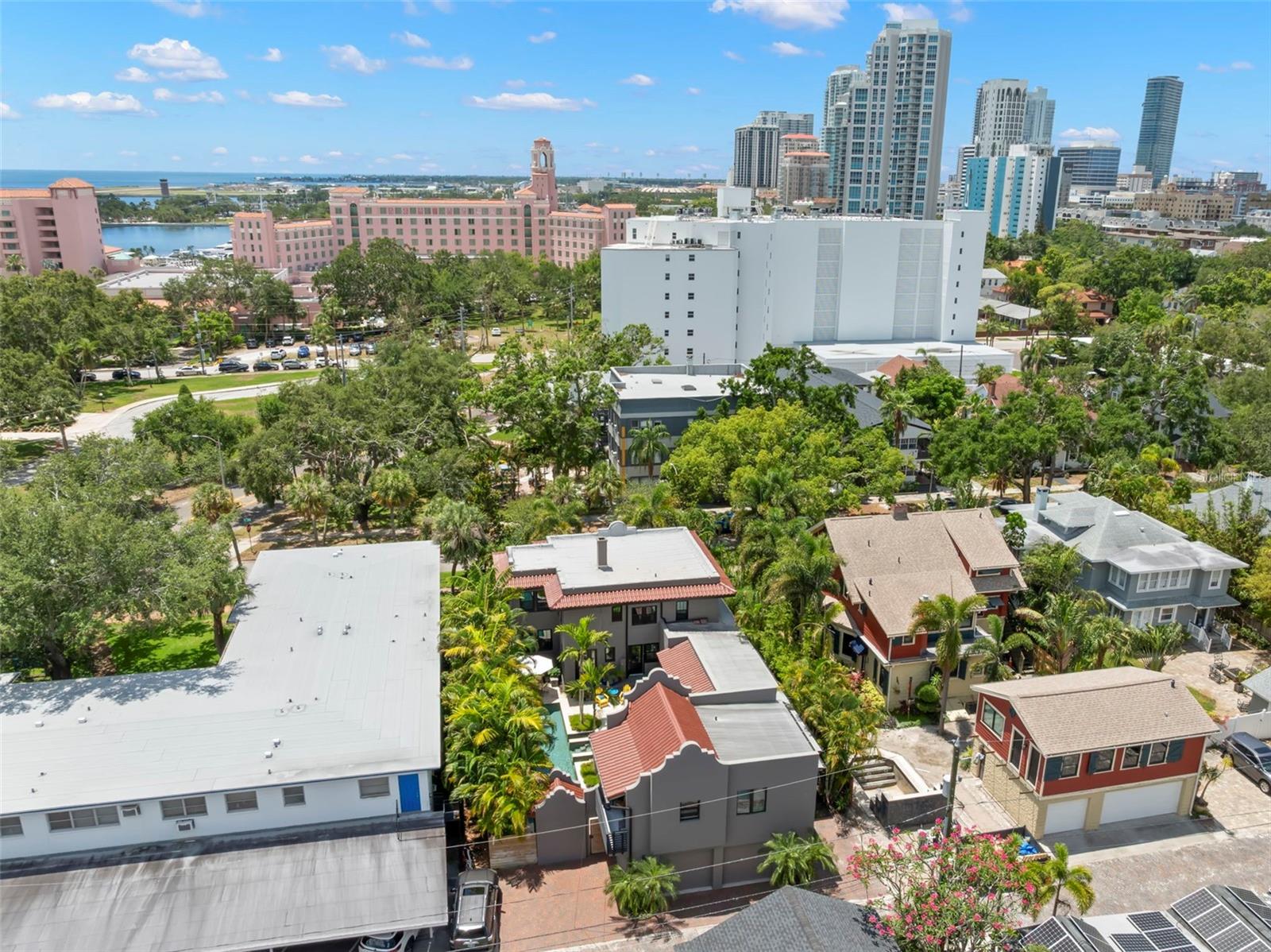 345 8TH AVE NE, ST PETERSBURG, FL, 33701