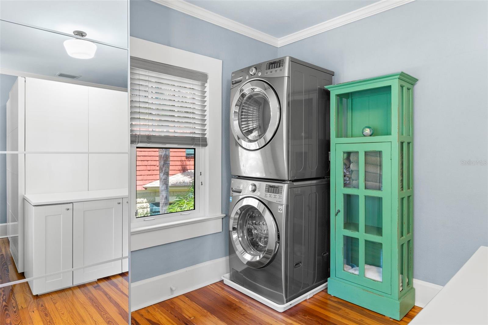 345 8TH AVE NE, ST PETERSBURG, FL, 33701