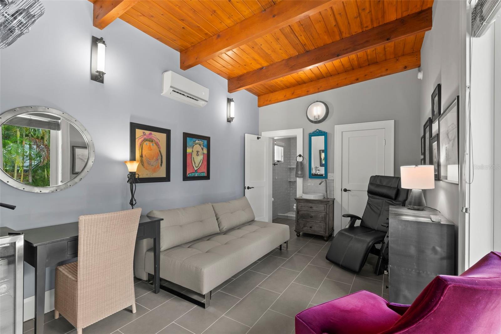 345 8TH AVE NE, ST PETERSBURG, FL, 33701