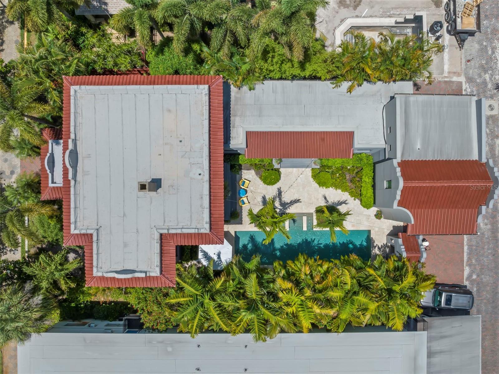 345 8TH AVE NE, ST PETERSBURG, FL, 33701