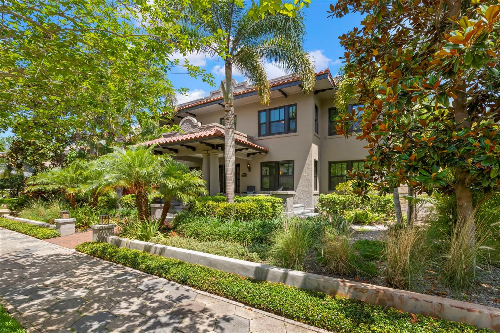 345 8TH AVE NE, ST PETERSBURG, FL, 33701