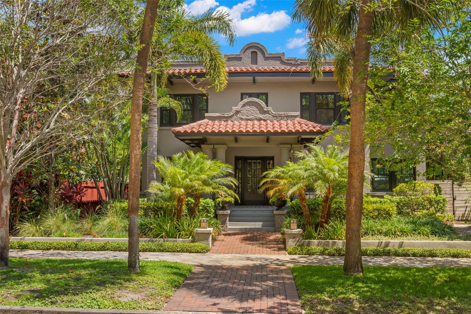 345 8TH AVE NE, ST PETERSBURG, FL, 33701