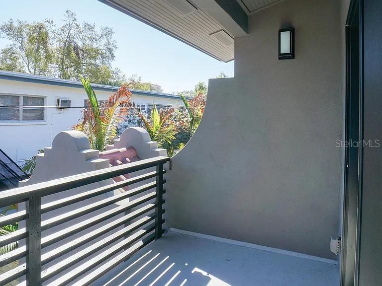 345 8TH AVE NE, ST PETERSBURG, FL, 33701