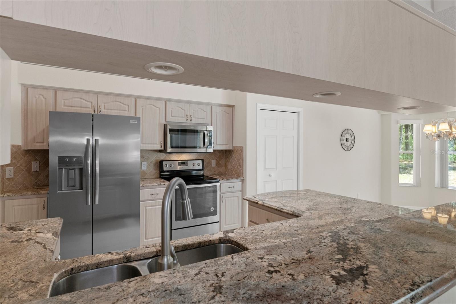 952 E WHITECLOUD LN, HERNANDO, FL, 34442