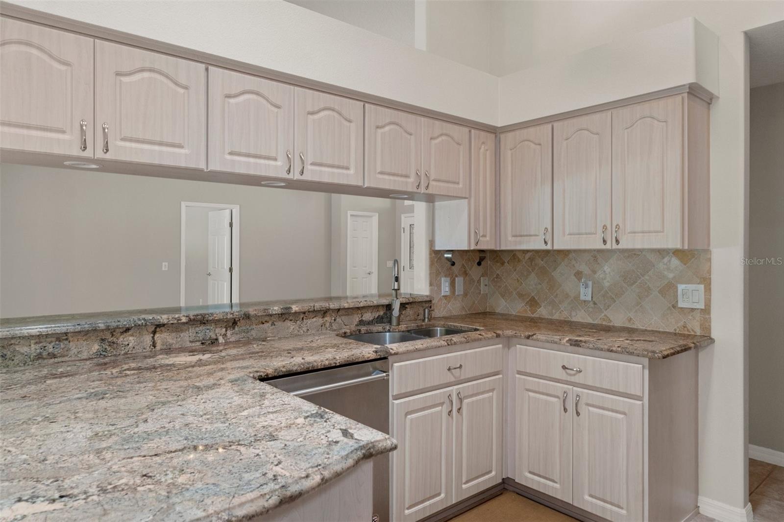 952 E WHITECLOUD LN, HERNANDO, FL, 34442